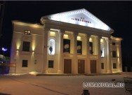 Архитектурное светодиодное освещение дворца культуры им. В.И. Ленина